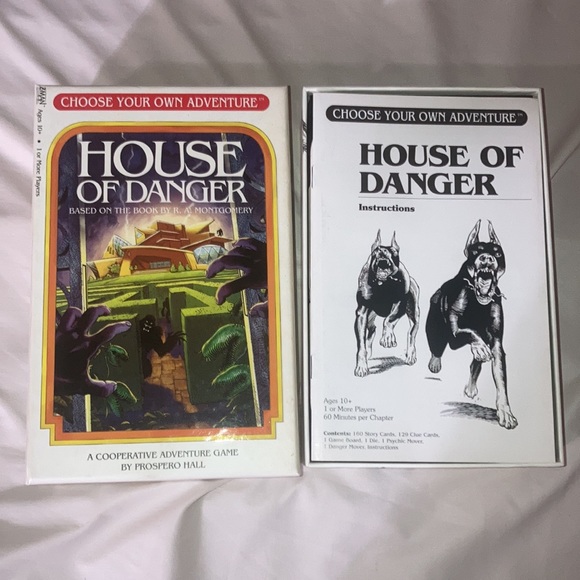 House Of Danger Choose Your Own Adventure Board Game - Picture 2 of 6